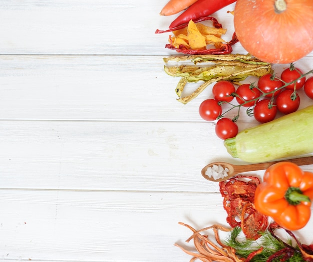 Sezonowe warzywa na stole